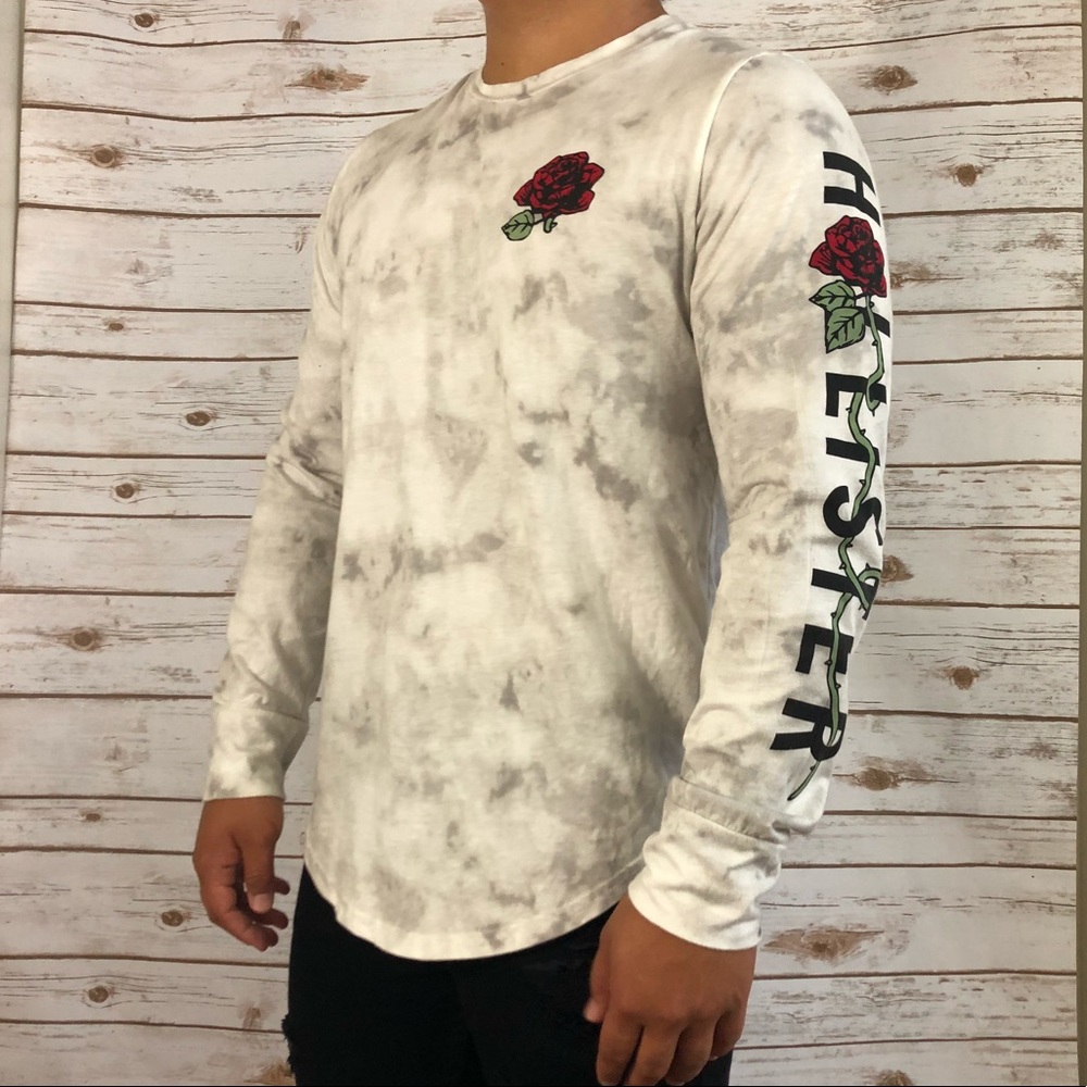 Hollister Curved Hem Long Sleeve T-Shirt